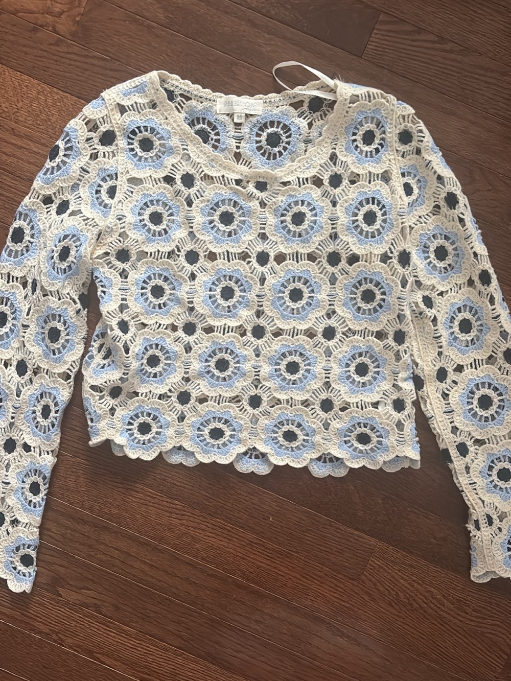 Crochet Floral Long-Sleeve Blouse - White & Light Blue